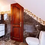 Ole - Private Luxury For An Unforgettable Experience דירה טימישוארה