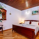 Ole - Private Luxury For An Unforgettable Experience דירה