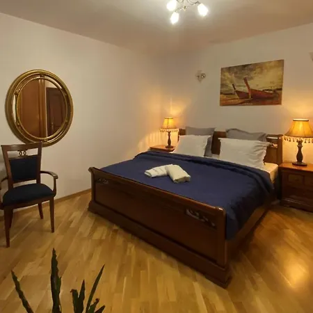 Ole Apartment - Luxury Residence Timisoara شقة تيميشورا