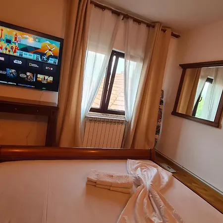 Ole Apartment - Luxury Residence Timisoara شقة *