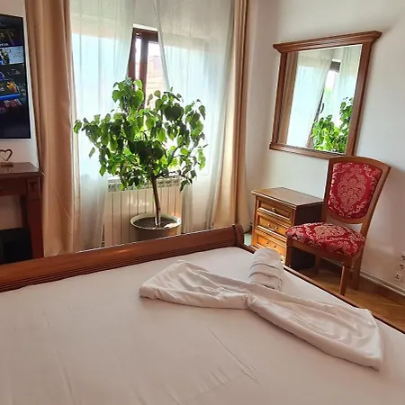 Ole Apartment - Luxury Residence Timisoara شقة *