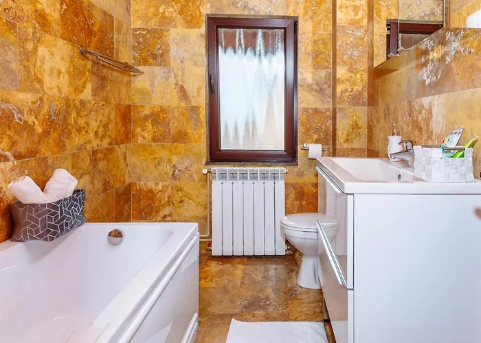 Ole - Private Luxury Residence For An Unforgettable Experience Apartman Temesvár